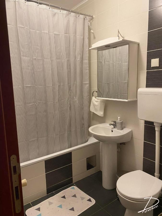 D Apartment Free Private Parking Fast Wi-Fi ノヴィ・サド エクステリア 写真