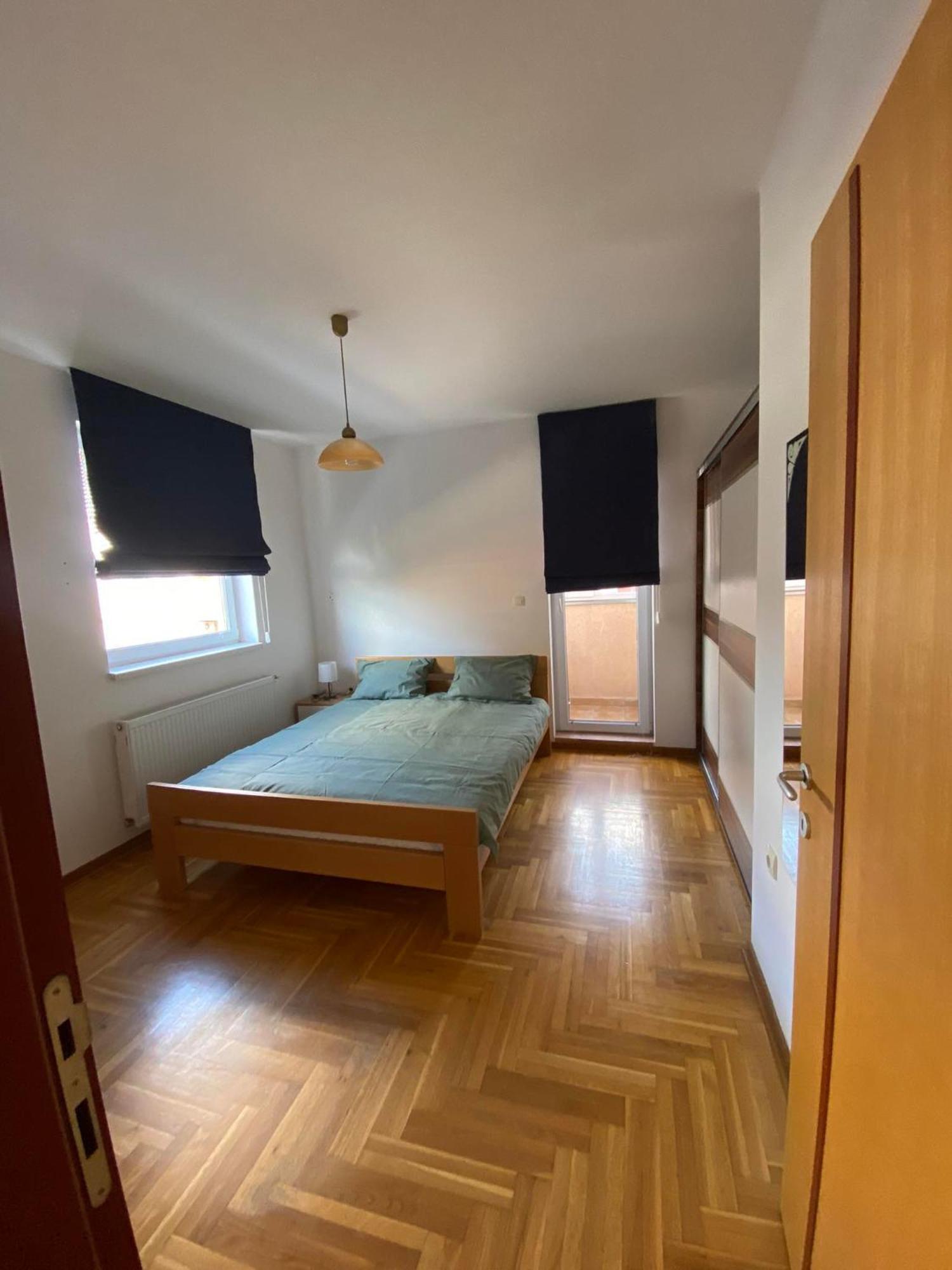 D Apartment Free Private Parking Fast Wi-Fi ノヴィ・サド エクステリア 写真